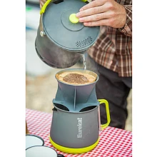 Making coffee with the Camp Café