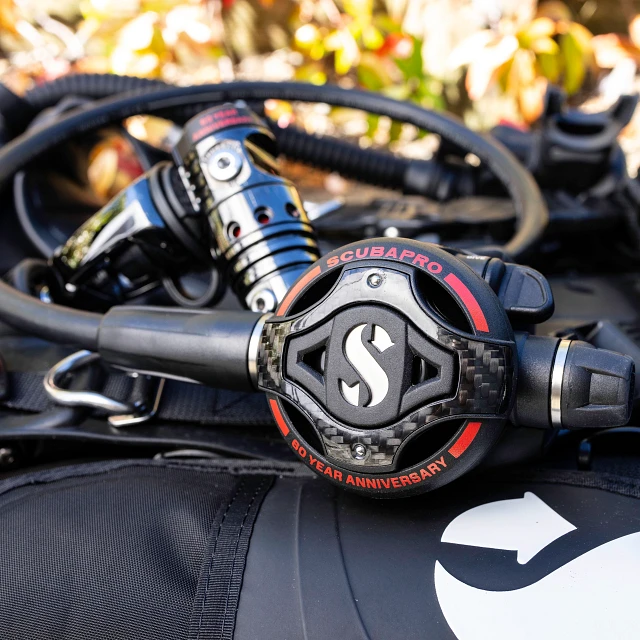 MK25 EVO/S620Ti Dive Regulator System, 60th Anniversary Edition