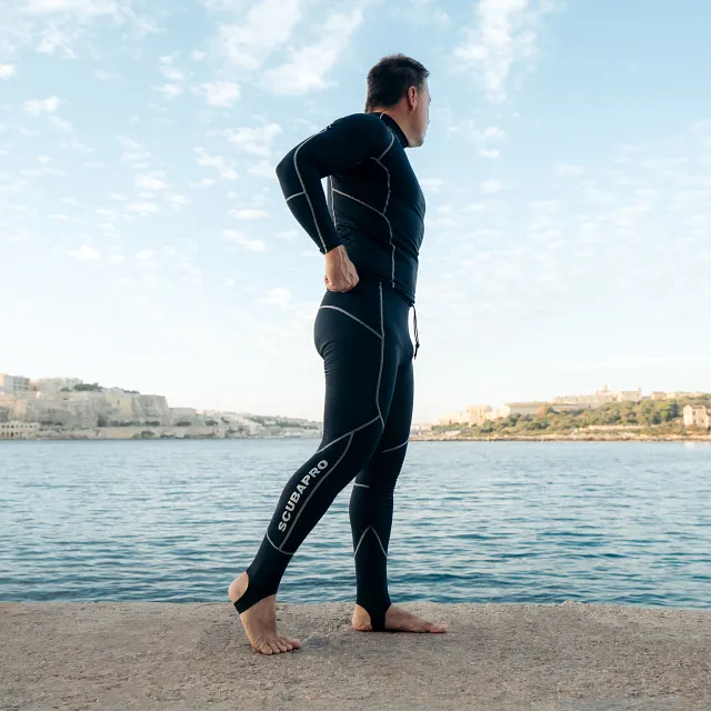 K2 Light Undersuit, Top - Diver's Right View