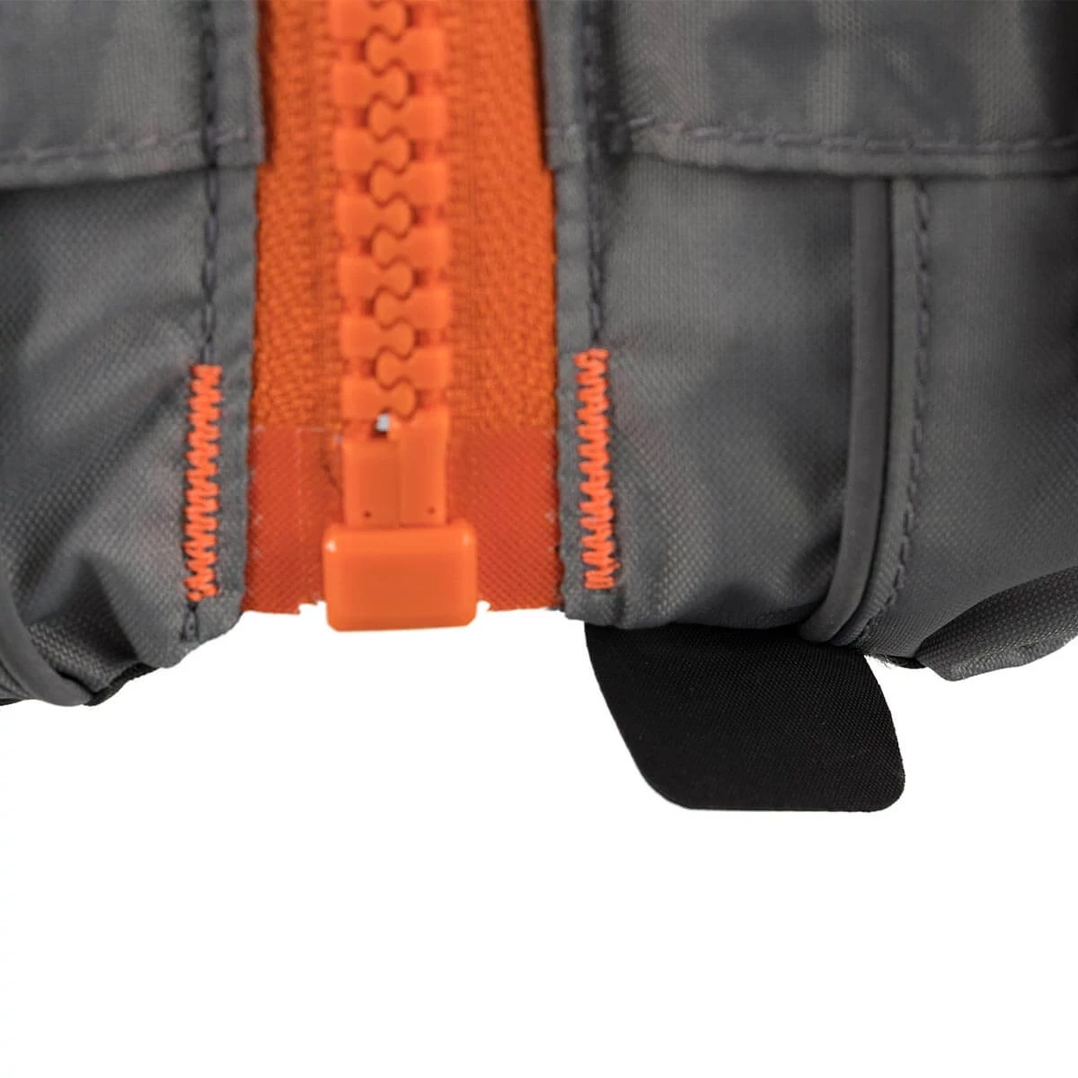 Closeup view of zipper on Treble Angler Sportsman PFD - Silver