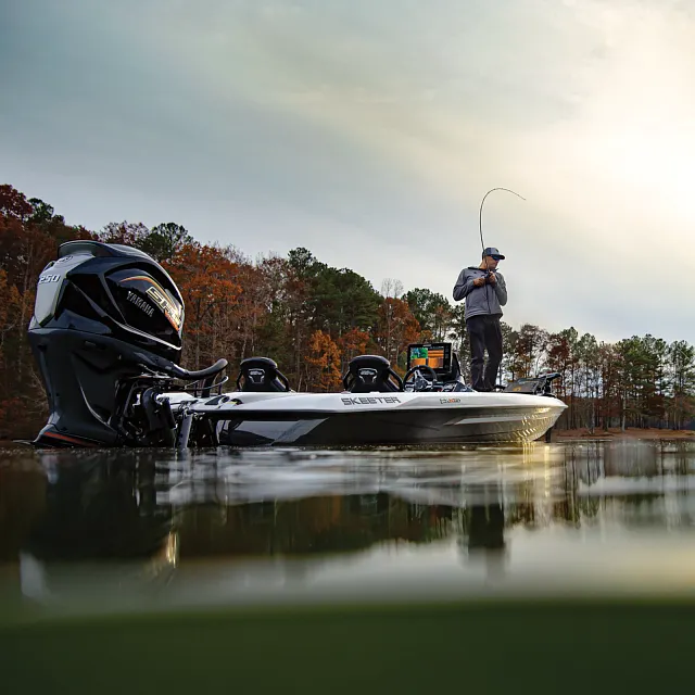 HB_APEX_VX_Lifestyle3_Square