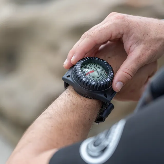 FS-2 Dive Compass