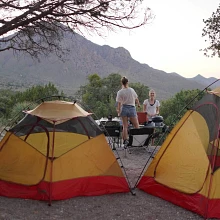 Suite Dream tents in campsite at dusk
