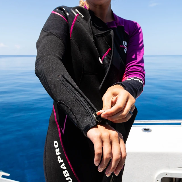 Pink Wetsuit Scuba Diving Girl 