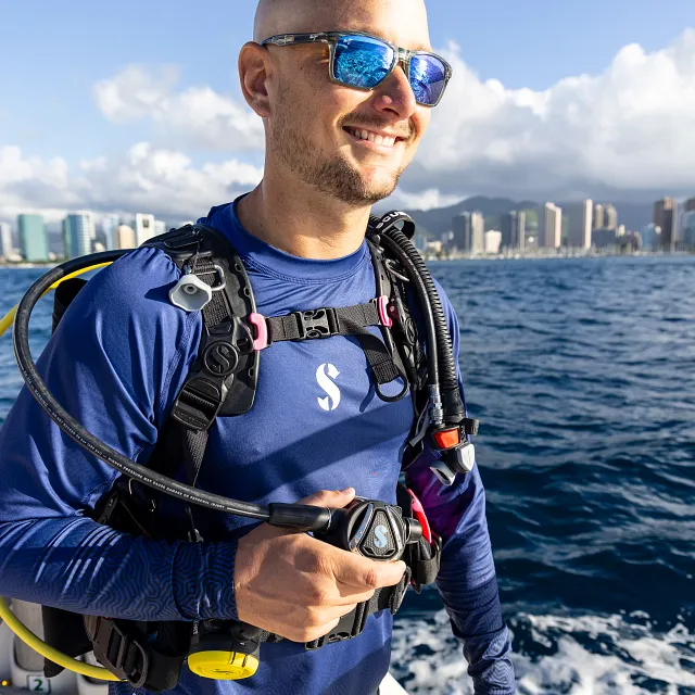 UPF 50 T-Flex Loose-Fit Rash Guard, Long Sleeve, Men, Marine