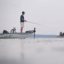 Maxxum trolling motor in use