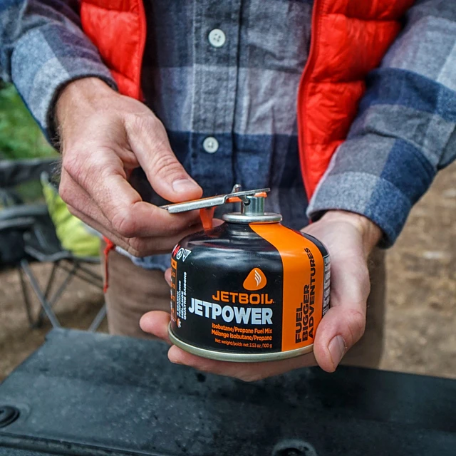 Hooking Jetboil CrunchIt to JetPower fuel can