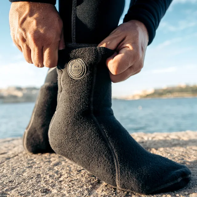 K2 Dive Sock - Diver Donning