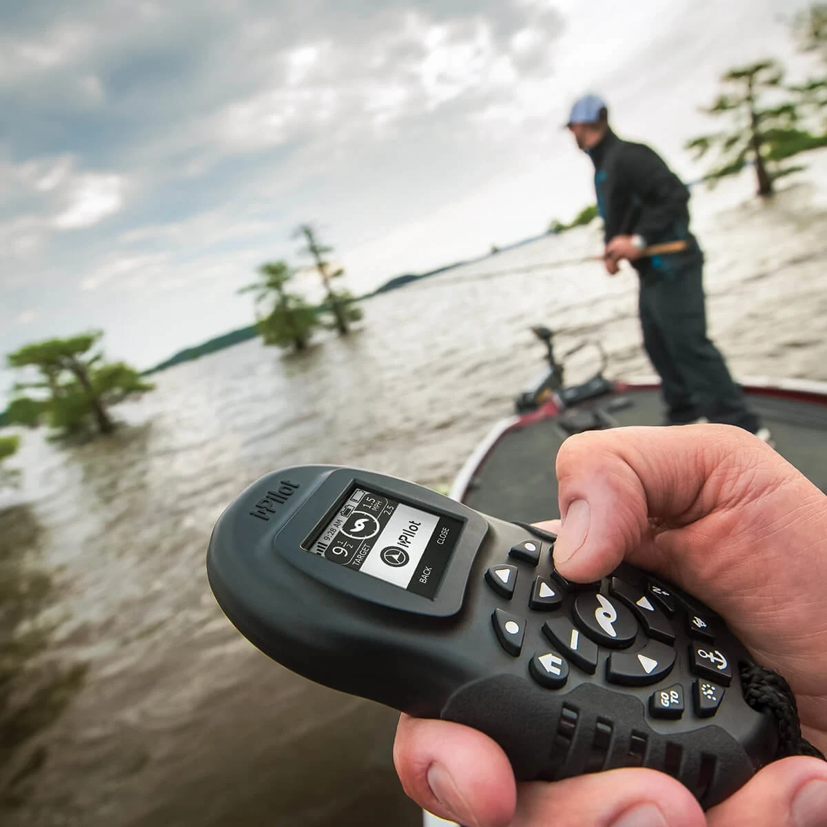 i-Pilot Remote with fishing background