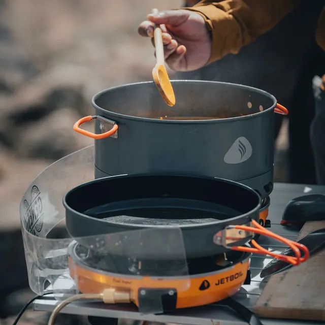 Windscreen - Genesis - Insitu 01