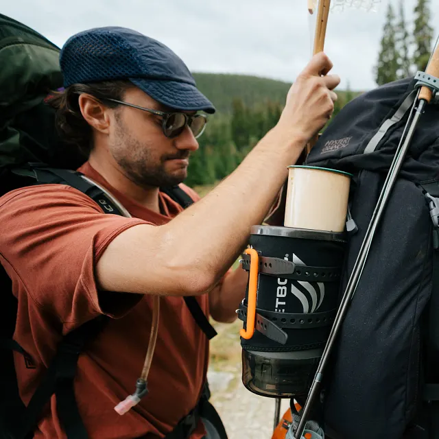 Flash 1.8L - Carbon - Insitu 01