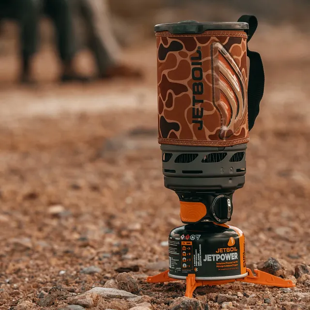 Jetboil Flash 1.0L Fast Boil System in Duck Camo fully assembled and ready with boiling water